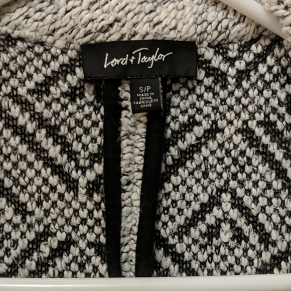 Cardigan - Picture 3 of 7